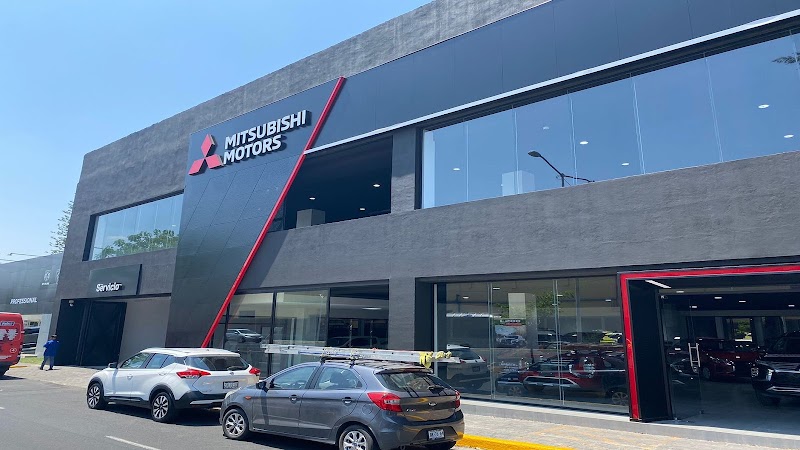 MITSUBISHI CAMINO REAL