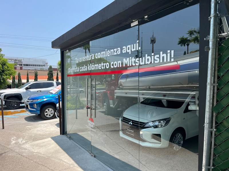 MITSUBISHI RÍO MAYO
